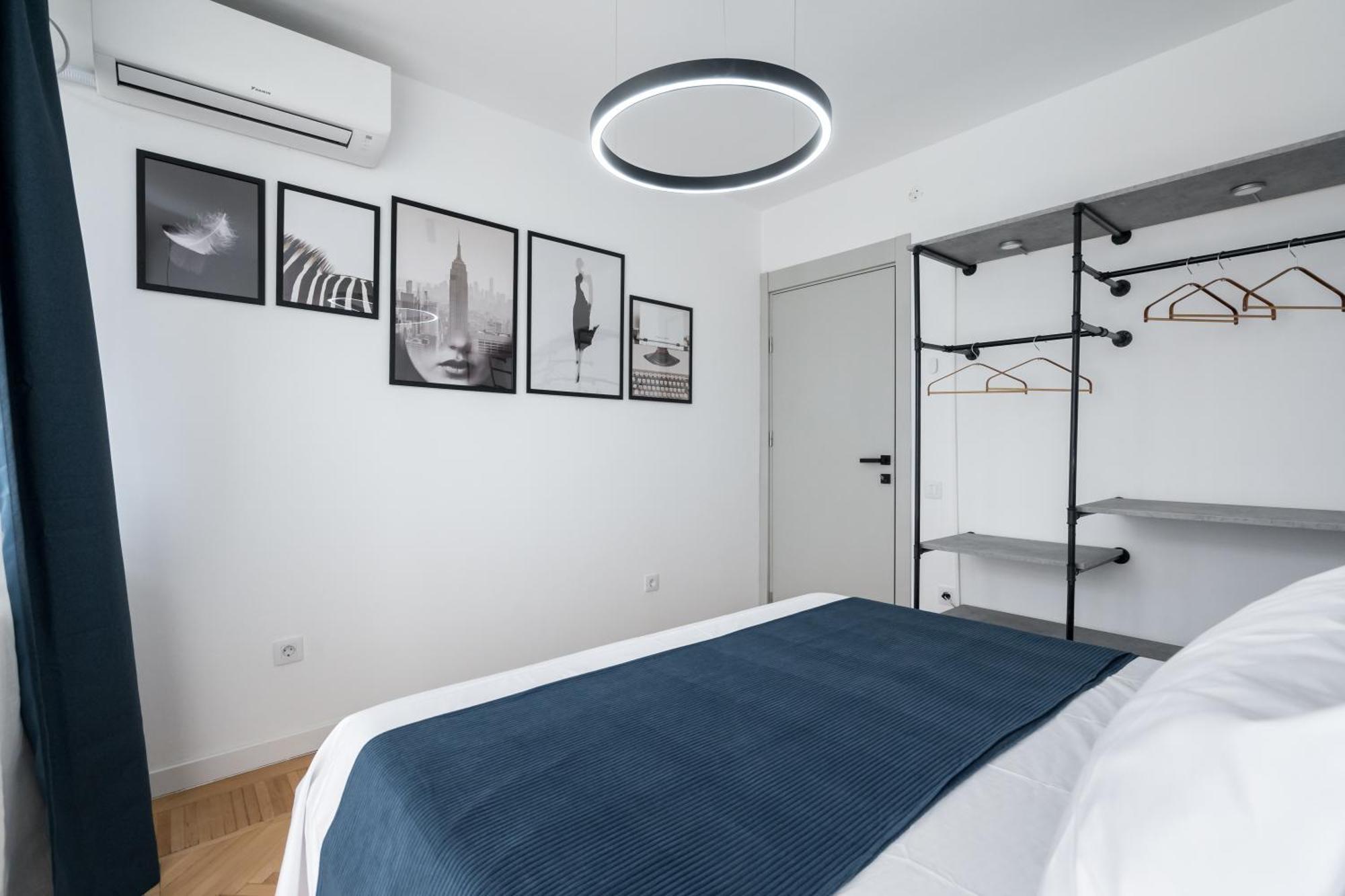 Central Aesthetic Apartment Bukarest Exterior foto