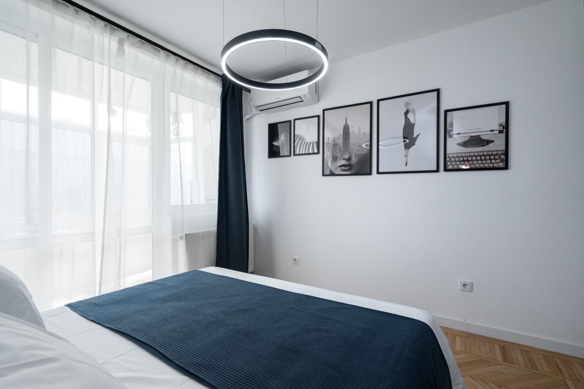Central Aesthetic Apartment Bukarest Exterior foto